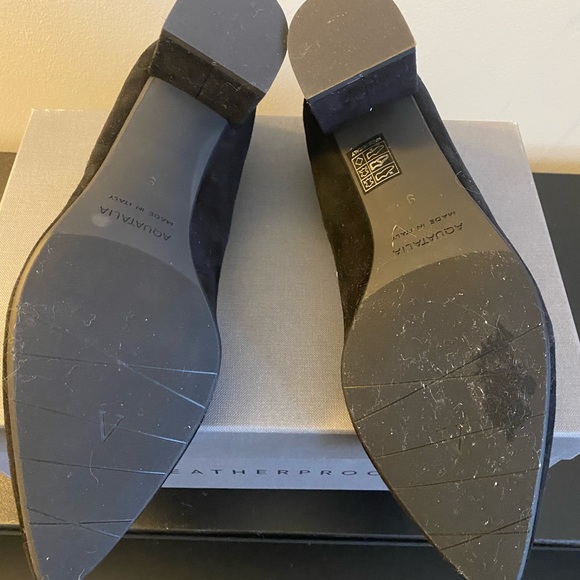 Aquatalia Kayleigh Black Suede Pump - Picture 6 of 9